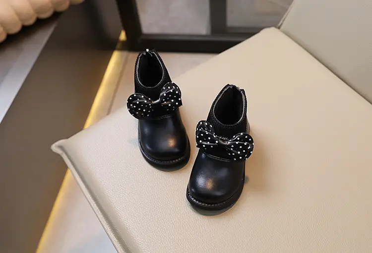Children's cotton boots 2023 new winter children's shoes Korean style girls' soft sole leather boots baby versatile plus velvet Martin boots — chobi 22