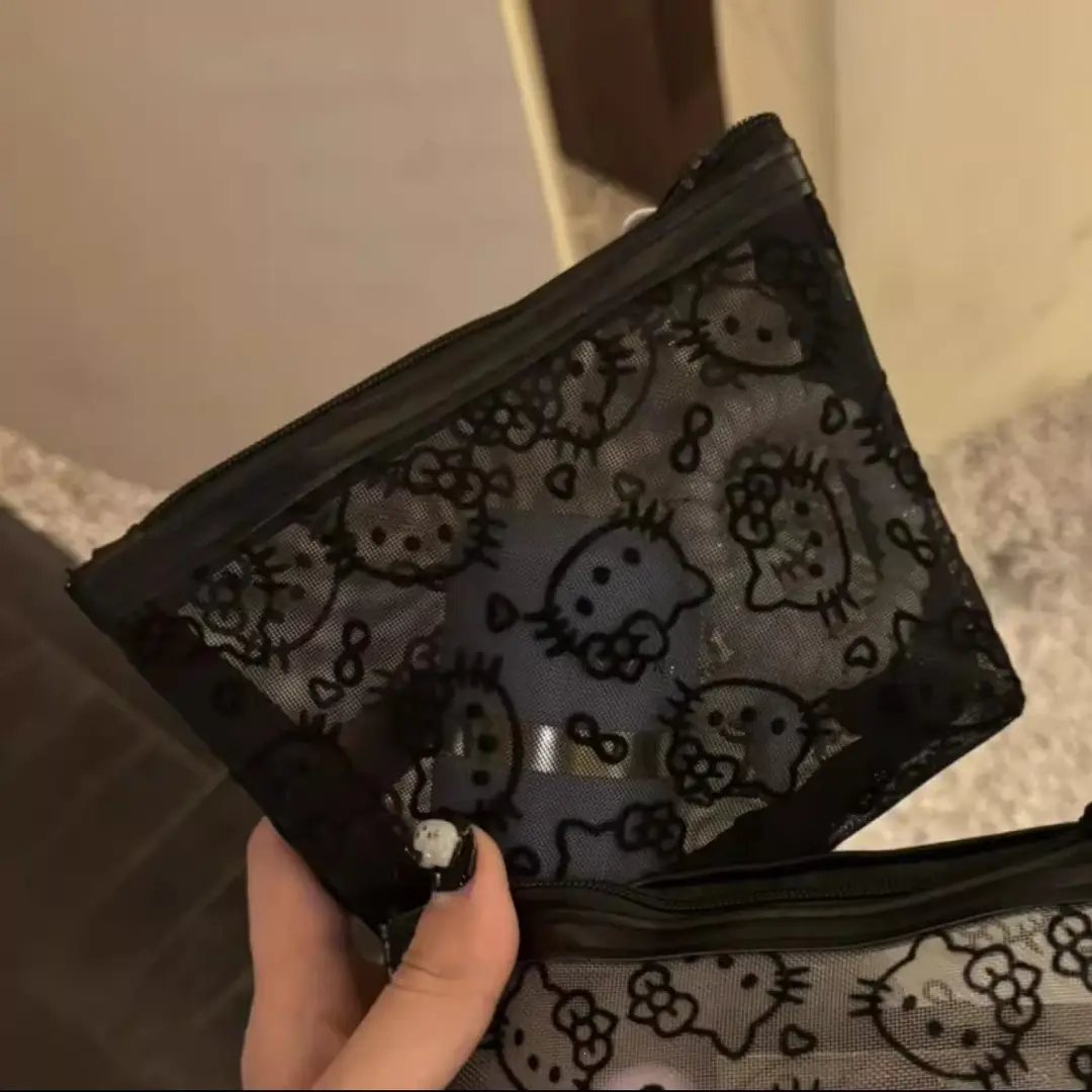Small handheld cosmetic bag for traveling, organizer bag to go out, wallet — chobi 7