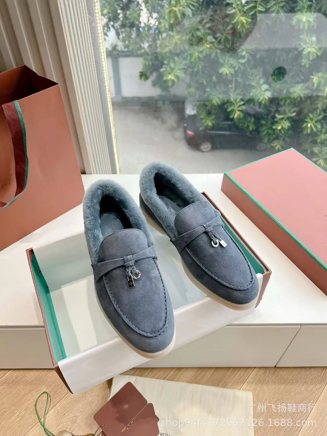 (Cross-border trading), winter keep warm insulated sneakers for leisure, loafers, easy to put on, European style — chobi 17