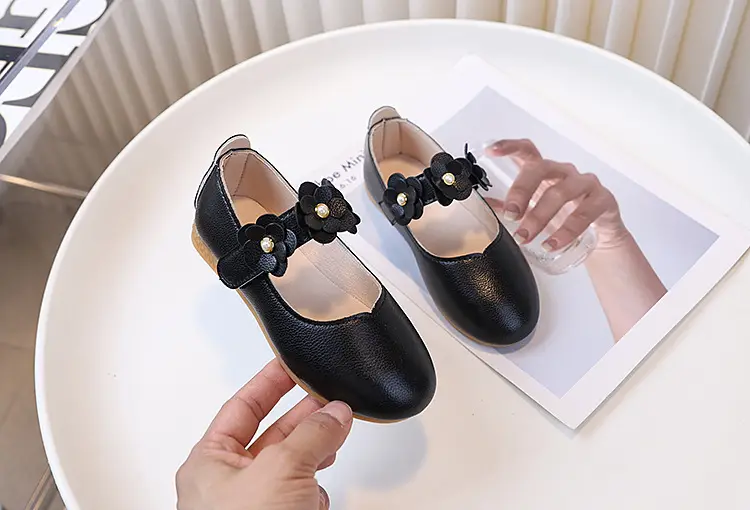 Children's white shoes made of black leather for students — chobi 28