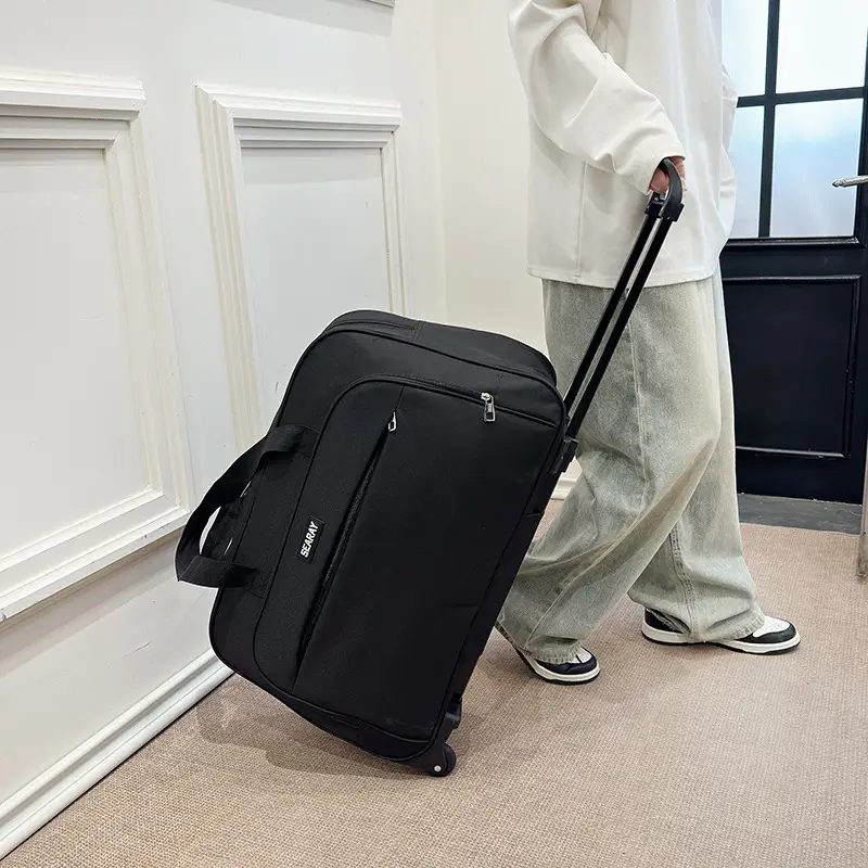 Suitcase, handheld capacious foldable travel bag for men and women — chobi 17