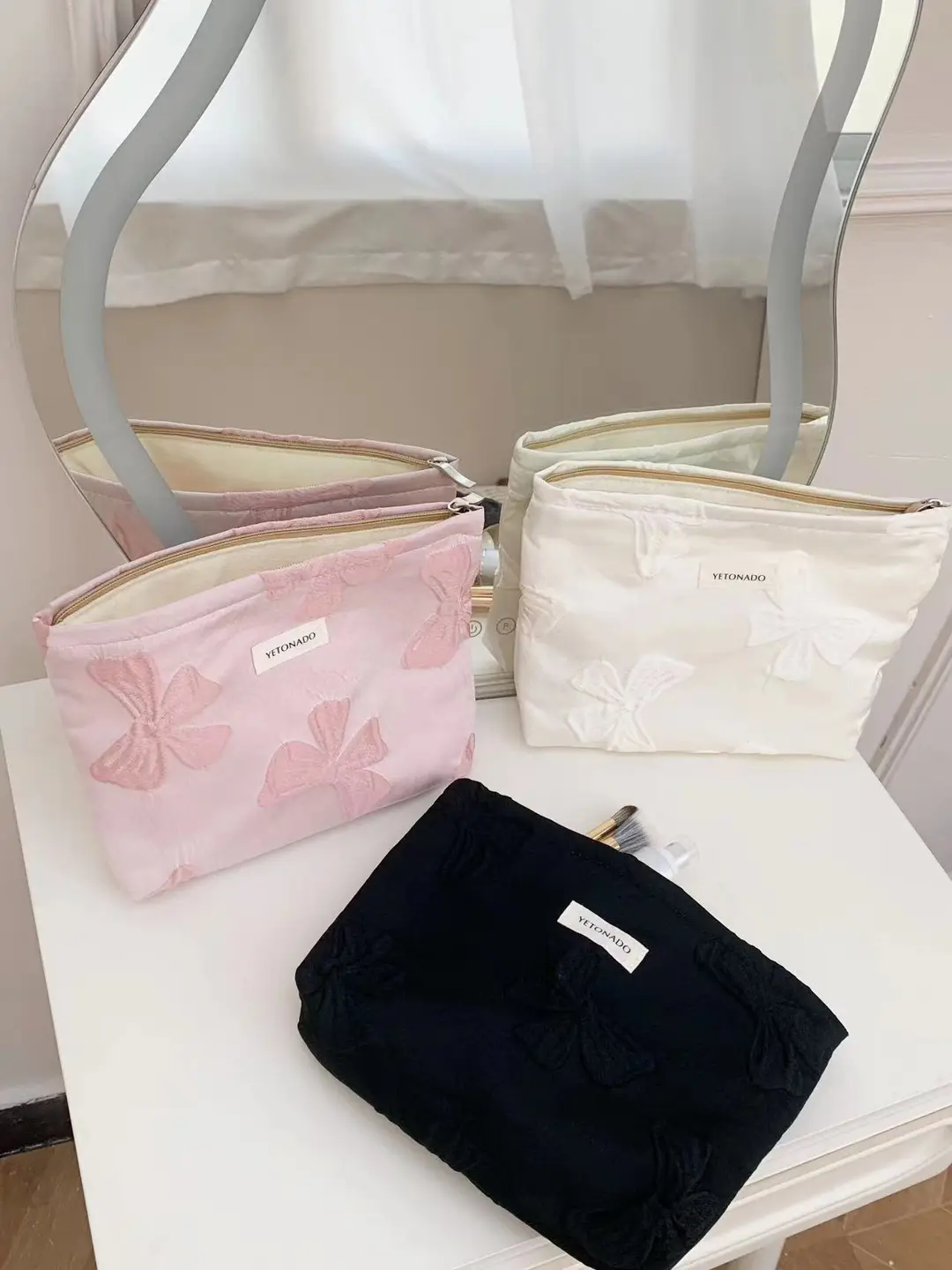 Retro cosmetic bag with bow, lipstick for skin care, handheld capacious storage bag — chobi 16