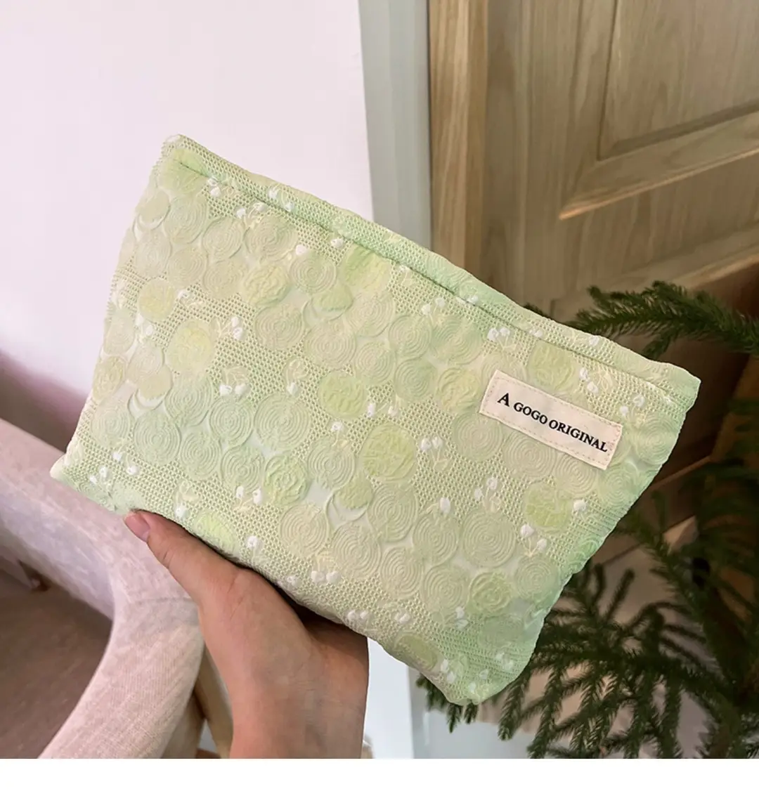 Japanese capacious handheld cosmetic bag, fresh organizer bag, small clutch bag, in Japanese style — chobi 14