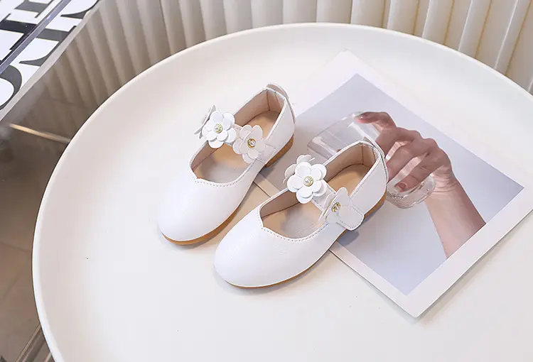 Children's white shoes made of black leather for students — chobi 32