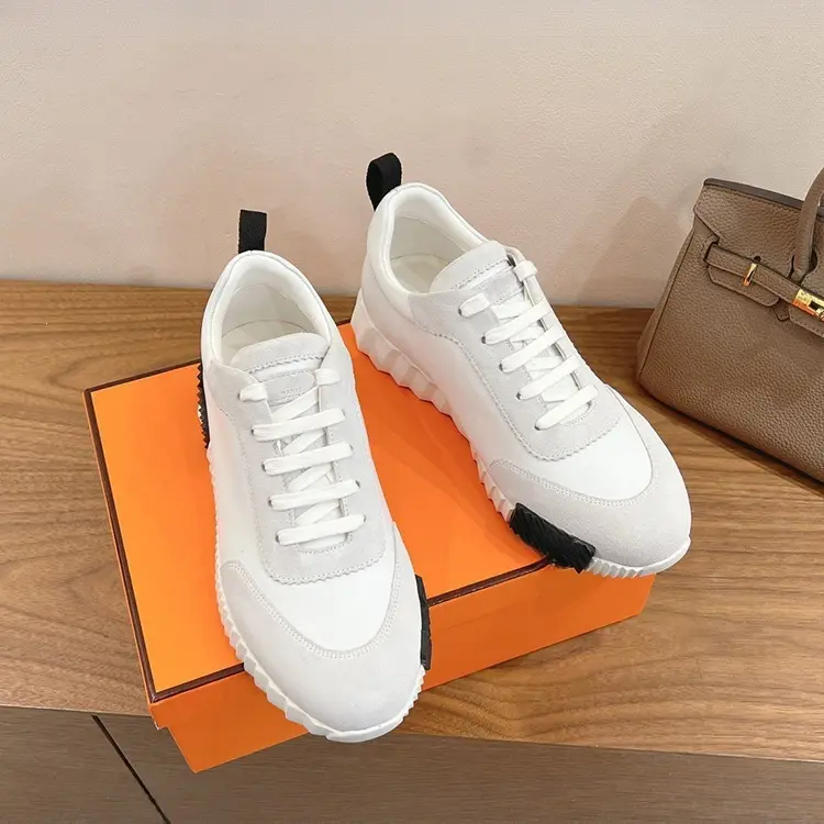 Classic two-tone universal fashionable running sneakers for leisure for men and women flat, genuine leather, for beloved — chobi 5