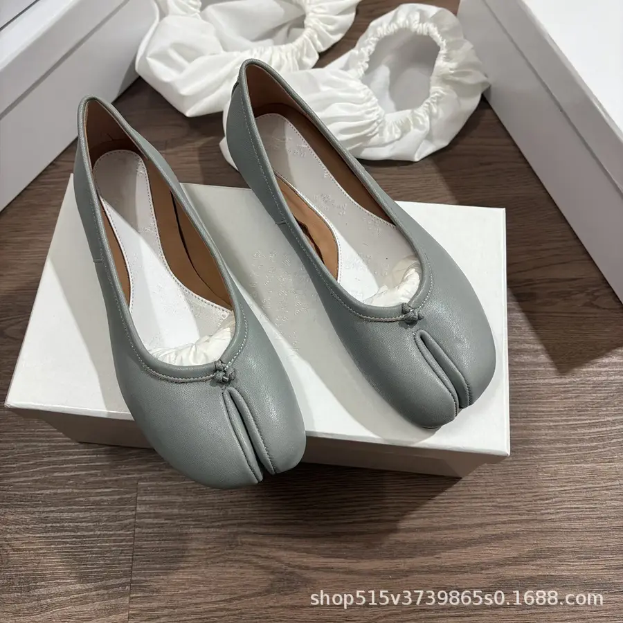 Tabi flat, casual shoes, loafers — chobi 33