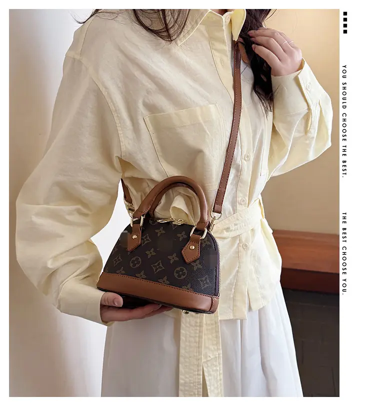 (Cross-border trading), (Wholesale), capacious one-shoulder bag — chobi 1