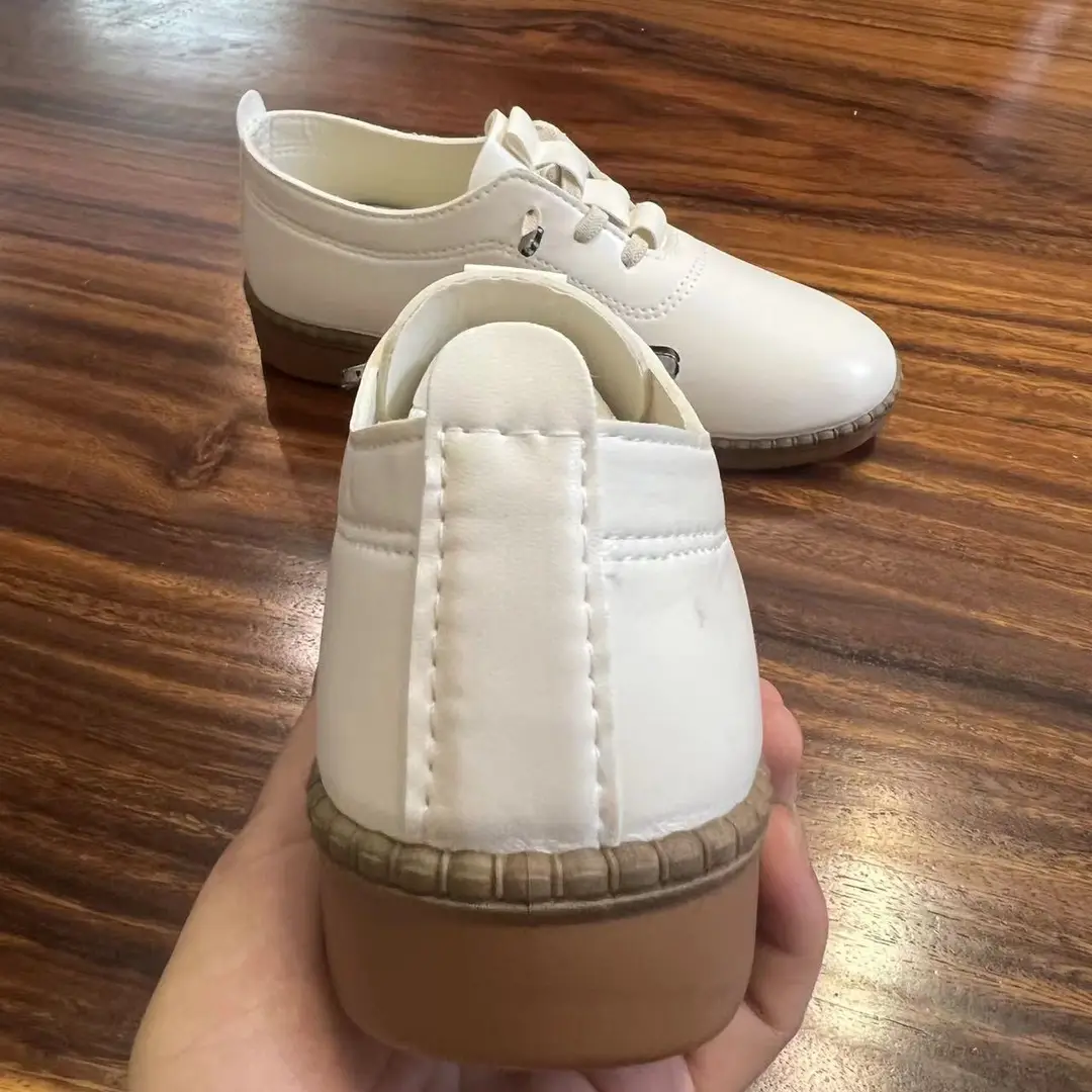 (Cross-border trading), autumn lightweight “mom shoes”, sneakers flat, women's universal casual footwear, suitable for spring and autumn, easy to put  — chobi 11
