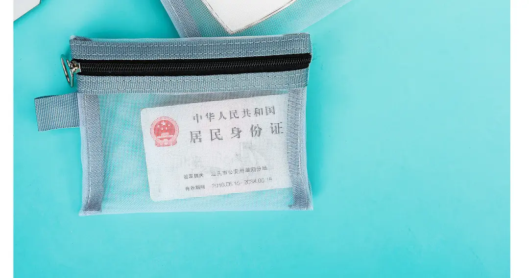 Handheld cosmetic bag, sophisticated storage system for traveling, Japanese transparent lipstick, storage bag — chobi 27