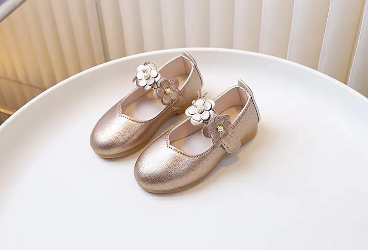 Children's white shoes made of black leather for students — chobi 23