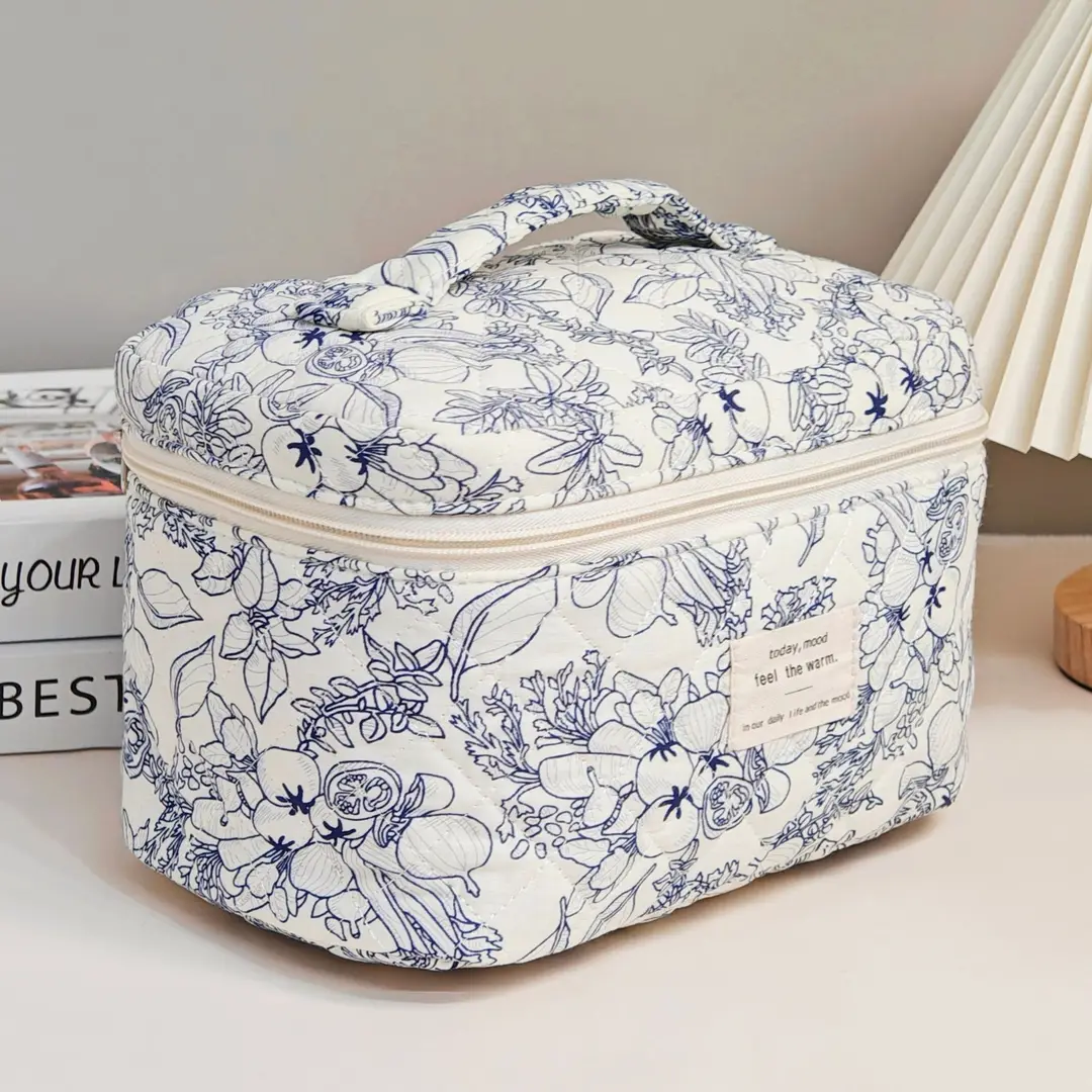 (Cross-border trading), capacious handheld cosmetic bag, organizer bag to go out for traveling — chobi 10