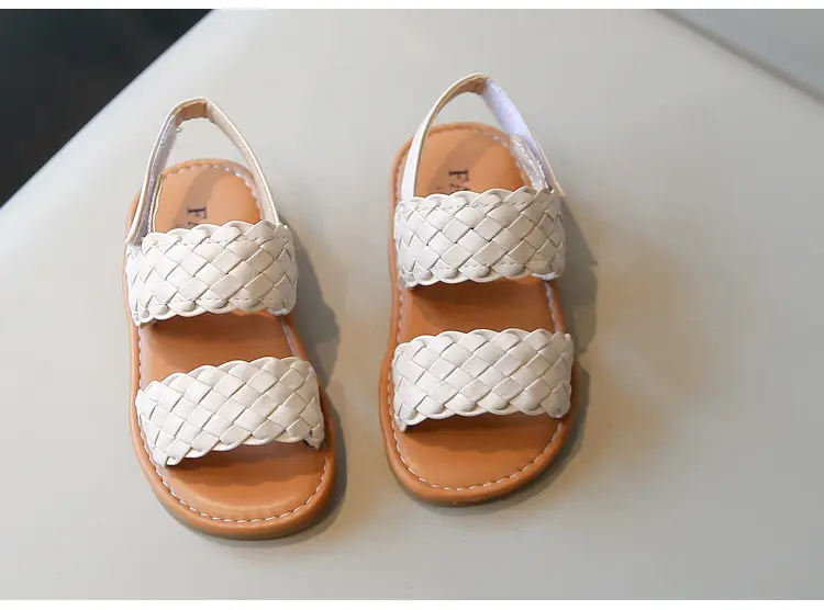 Summer children's beach woven fashionable sandals open toe, spring 2026 collection, Korean style, soft sole, princess style — chobi 21
