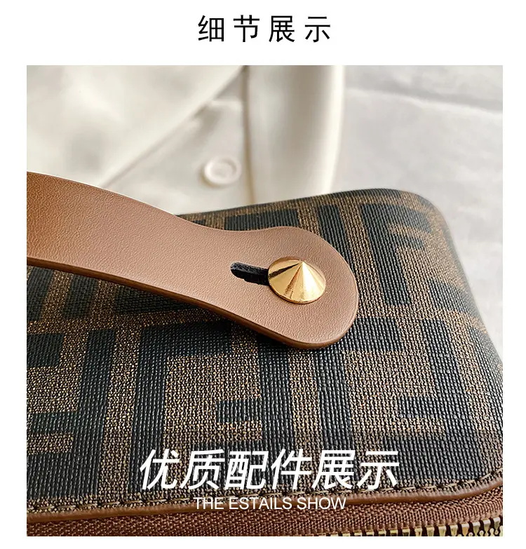 Capacious cosmetic bag for traveling, handheld waterproof retro organizer bag — chobi 16
