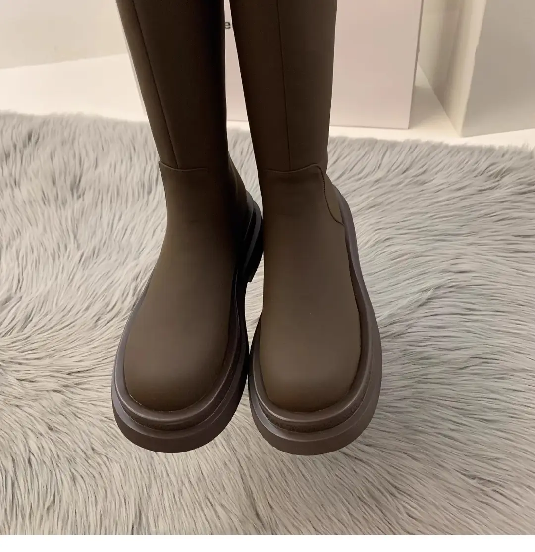 Autumn high boots platform, trend of season, Chanel style, for teenagers — chobi 7