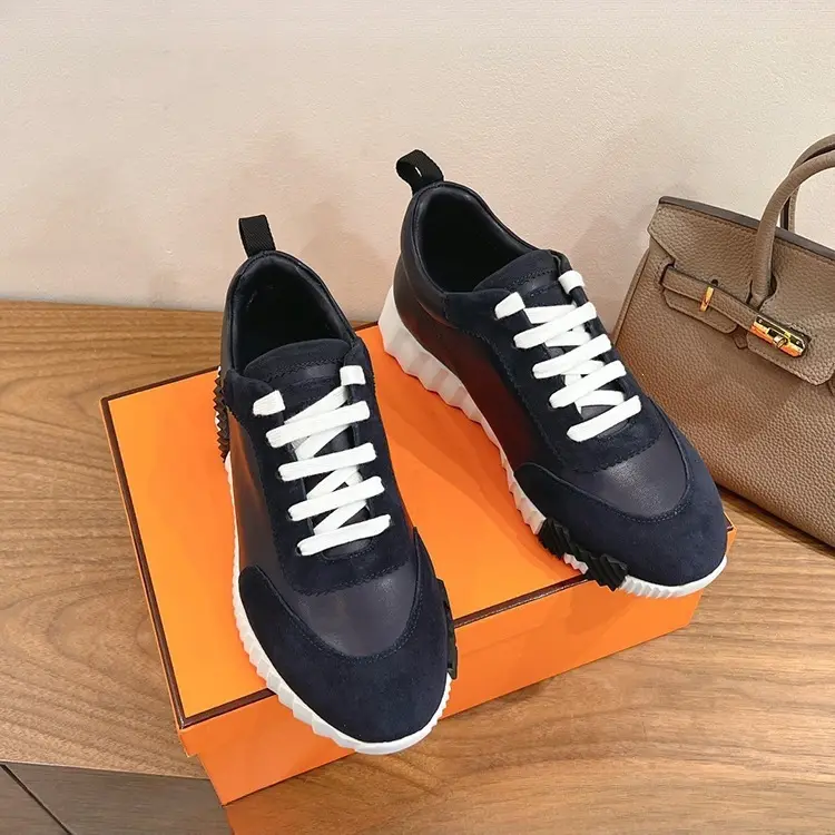 Classic two-tone universal fashionable running sneakers for leisure for men and women flat, genuine leather, for beloved — chobi 13