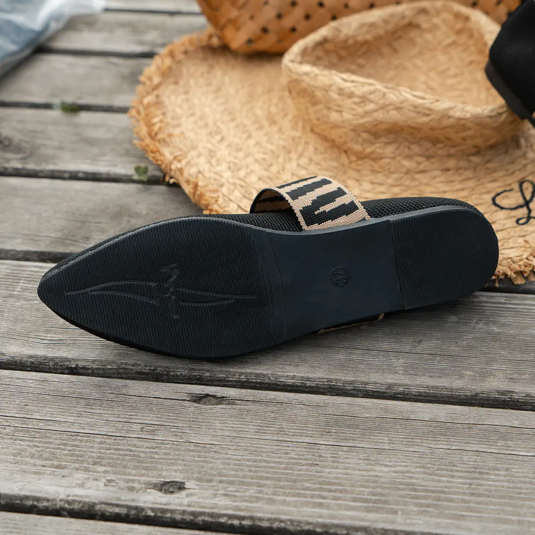 (Cross-border trading), shoes flat pointed-toe low-cut, slip-ons, breathable two-tone loafers, European style, made with flyknit technology — chobi 18