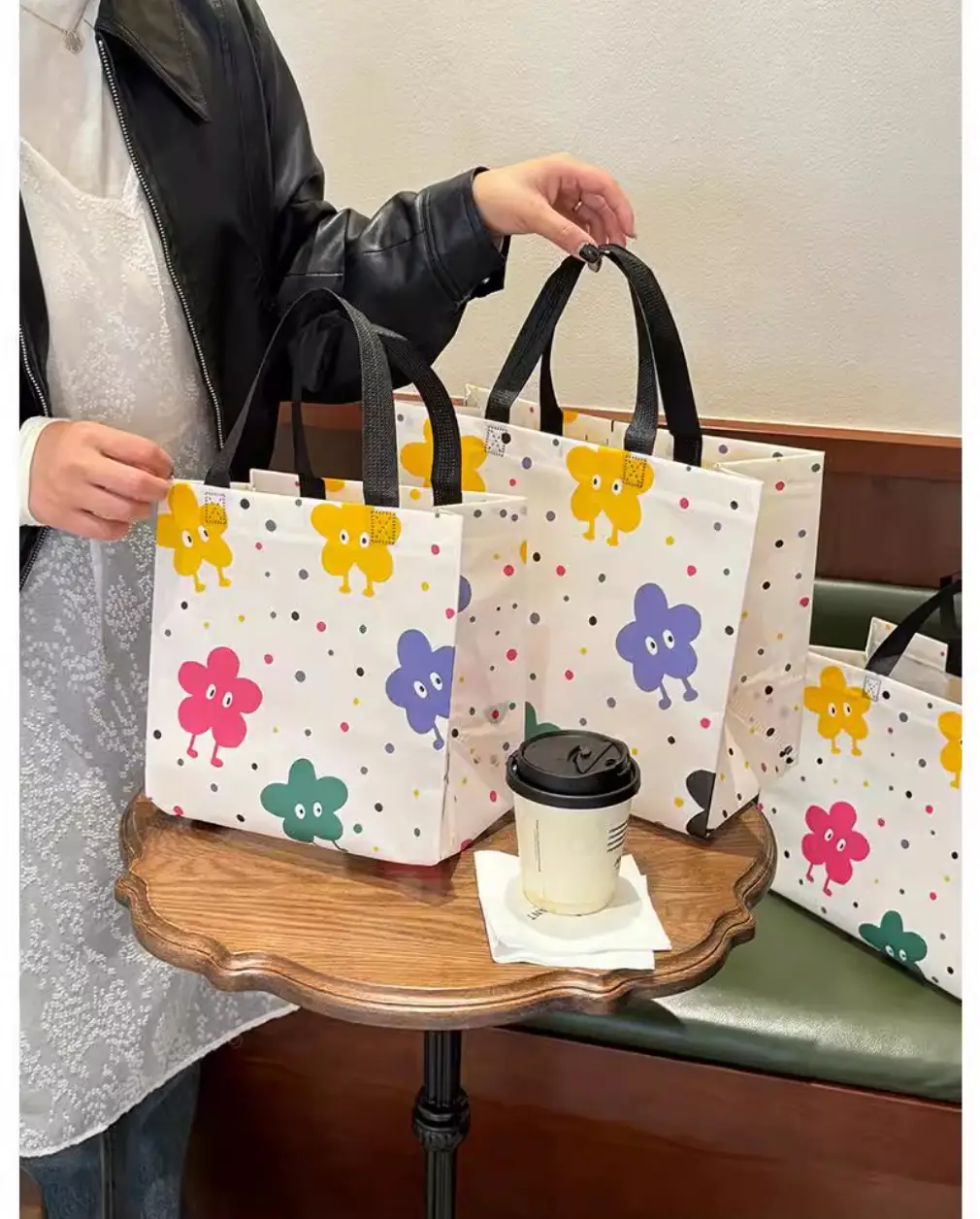 Rainbow cloth bag non-woven cloth, pack, waterproof linen bag, Birthday gift, high-quality style, with your logo imprint — chobi 9