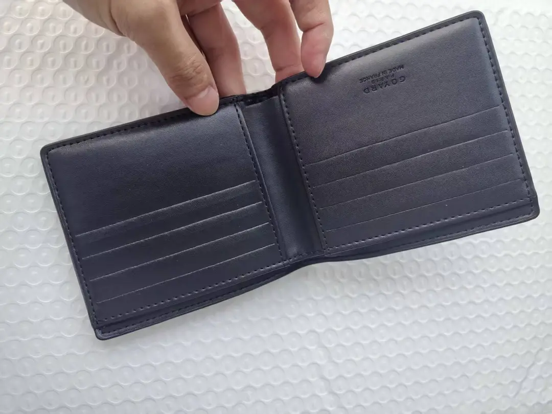 Wallet, capacious universal short bag for men and women, anti-theft — chobi 3
