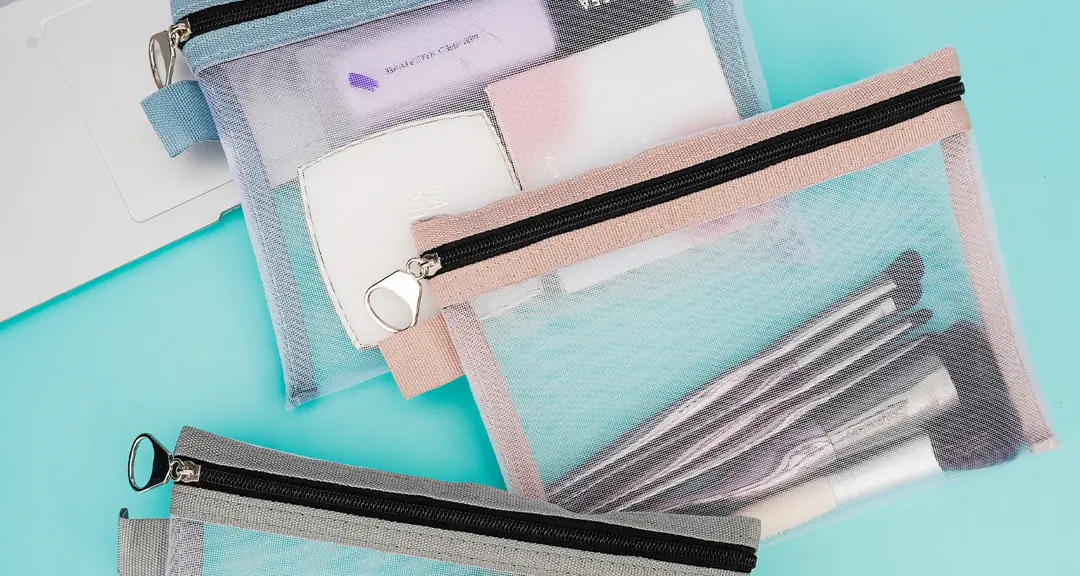 Handheld cosmetic bag, sophisticated storage system for traveling, Japanese transparent lipstick, storage bag — chobi 2