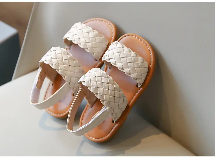 Summer children's beach woven fashionable sandals open toe, spring 2026 collection, Korean style, soft sole, princess style — chobi 20