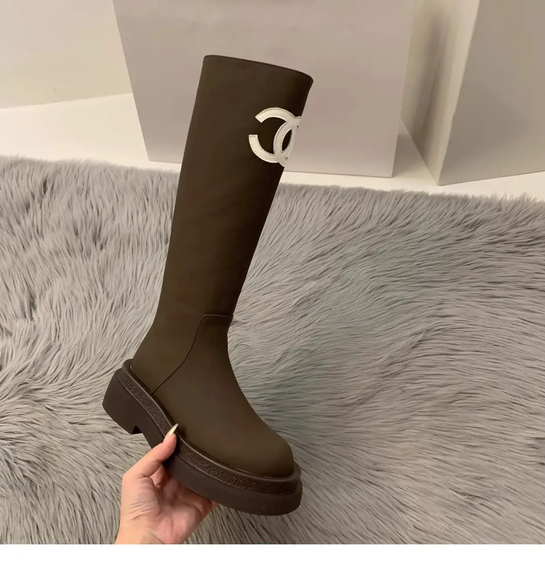 Autumn high boots platform, trend of season, Chanel style, for teenagers — chobi 2