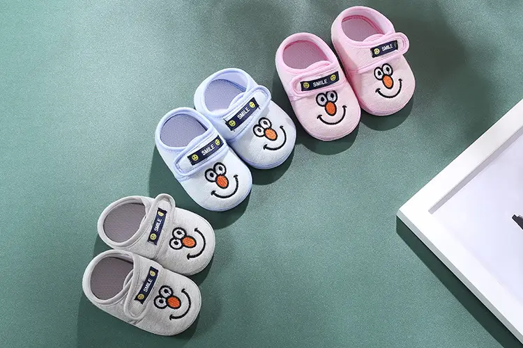 Spot hot baby shoes anti-slip toddler shoes beef tendon soft sole baby shoes children's shoes newborn shoes baby full moon shoes — chobi 22