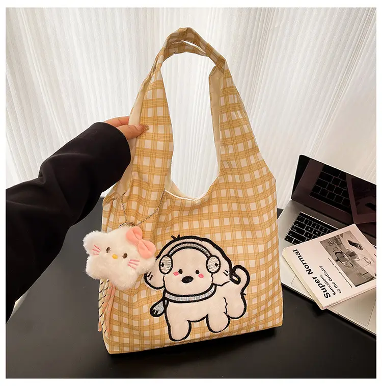 Cute cartoon universal shoulder bag to go out, one-shoulder bag — chobi 34
