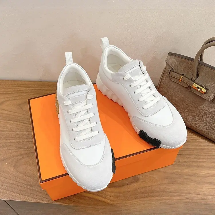 Classic two-tone universal fashionable running sneakers for leisure for men and women flat, genuine leather, for beloved — chobi 11