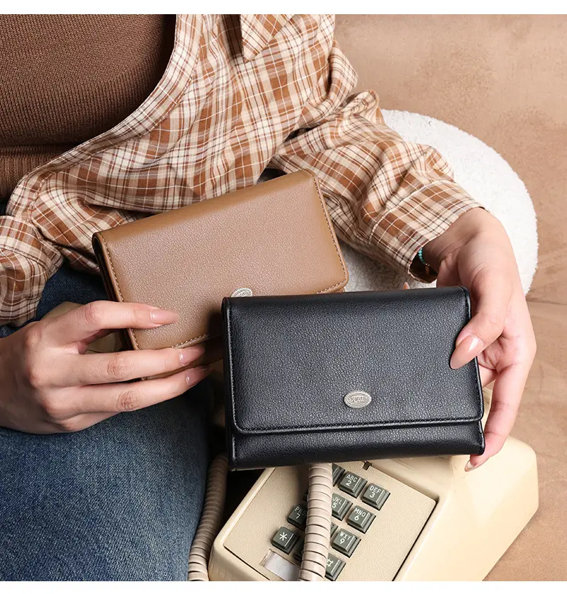 Wallet, long polyurethane capacious shoulder bag with zipper — chobi 18