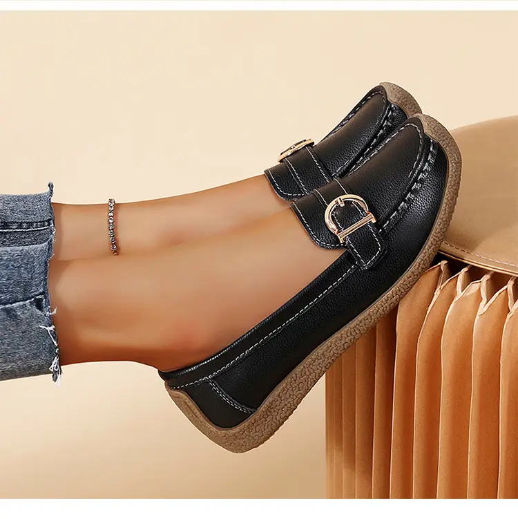 Casual women's loafers flat, comfortable “mom shoes”, Collection Year 2026, soft sole, plus size, non-slip sole — chobi 23