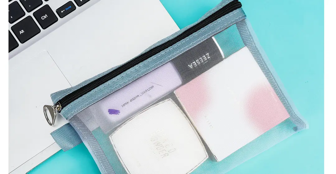Handheld cosmetic bag, sophisticated storage system for traveling, Japanese transparent lipstick, storage bag — chobi 26