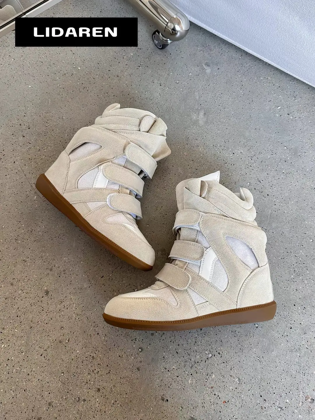[Ready stock] ISA's new 2025 hidden inner heightening high-top women's shoes velvet lining warm flat bottom Velcro — chobi 2