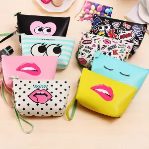 Cosmetic bag, storage system, wallet, hand loop bag, small clutch bag with zipper, cosmetic lipstick, South Korea — chobi 8