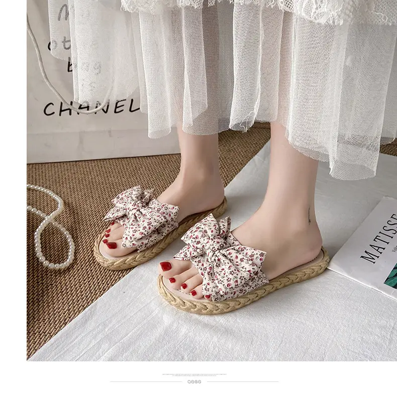 Women's summer fashionable beach footwear with bow, sandals flat, women's slippers, Collection Year 2024, suitable for outdoor wear — chobi 14