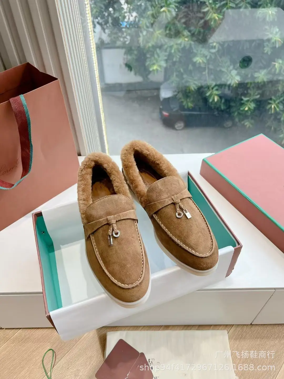 (Cross-border trading), winter keep warm insulated sneakers for leisure, loafers, easy to put on, European style — chobi 11