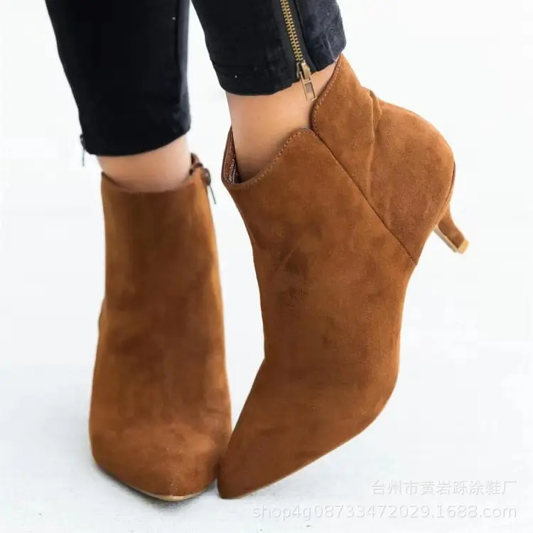 (Wholesale), demi-season fashionable low boots, ankle boots stiletto heels pointed-toe, (Physicals) — chobi 4