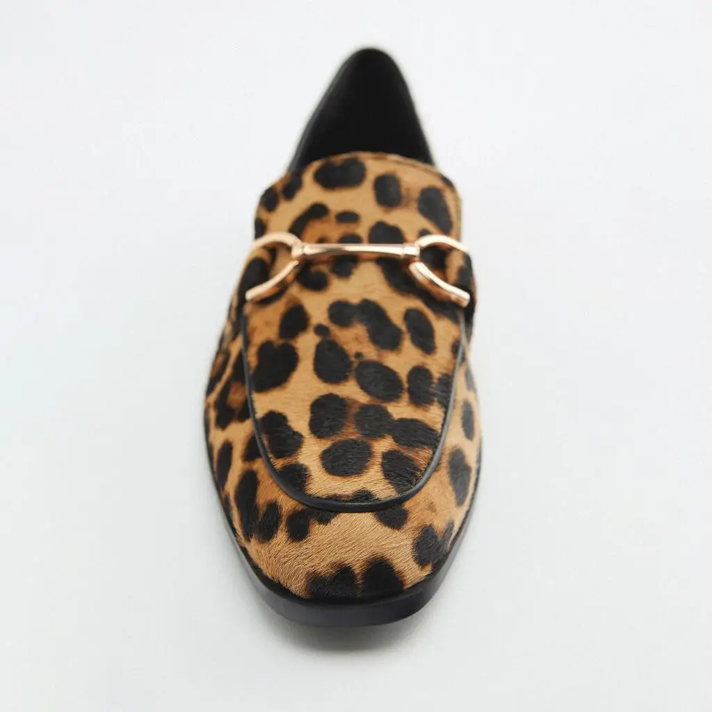 Zara, autumn brown shoes flat, casual loafers, autumn season 2026, round toe — chobi 11