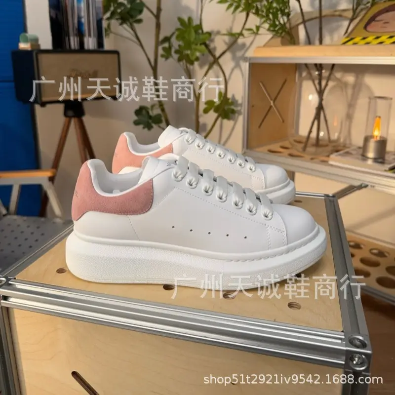 (Cross-border trading), universal casual white sneakers platform with hidden heel for men and women, extra thick chunky platform — chobi 12
