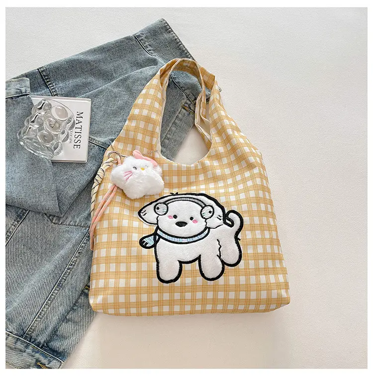Cute cartoon universal shoulder bag to go out, one-shoulder bag — chobi 37