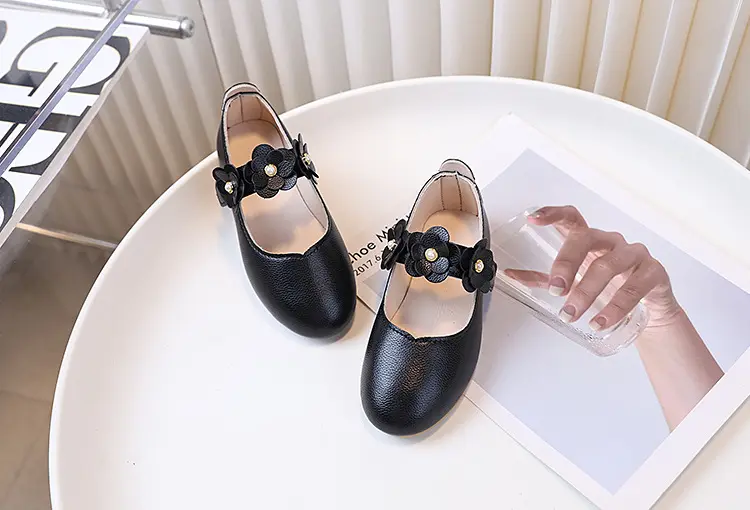 Children's white shoes made of black leather for students — chobi 27