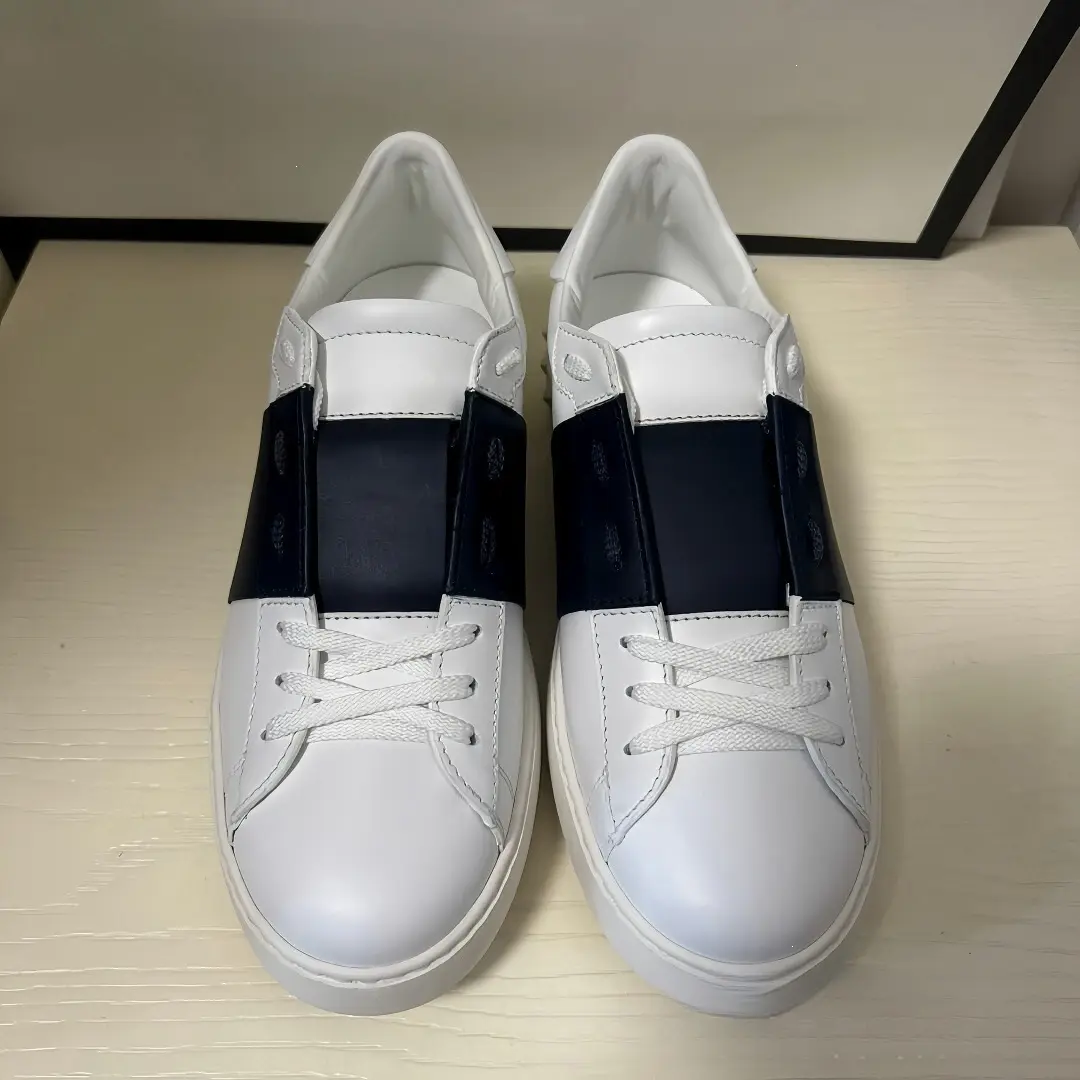 Fashionable universal sports white white sneakers with studs for men and women platform, height increasing — chobi 19
