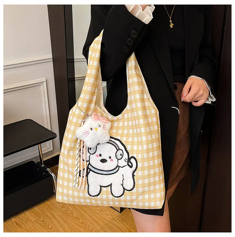 Cute cartoon universal shoulder bag to go out, one-shoulder bag — chobi 20