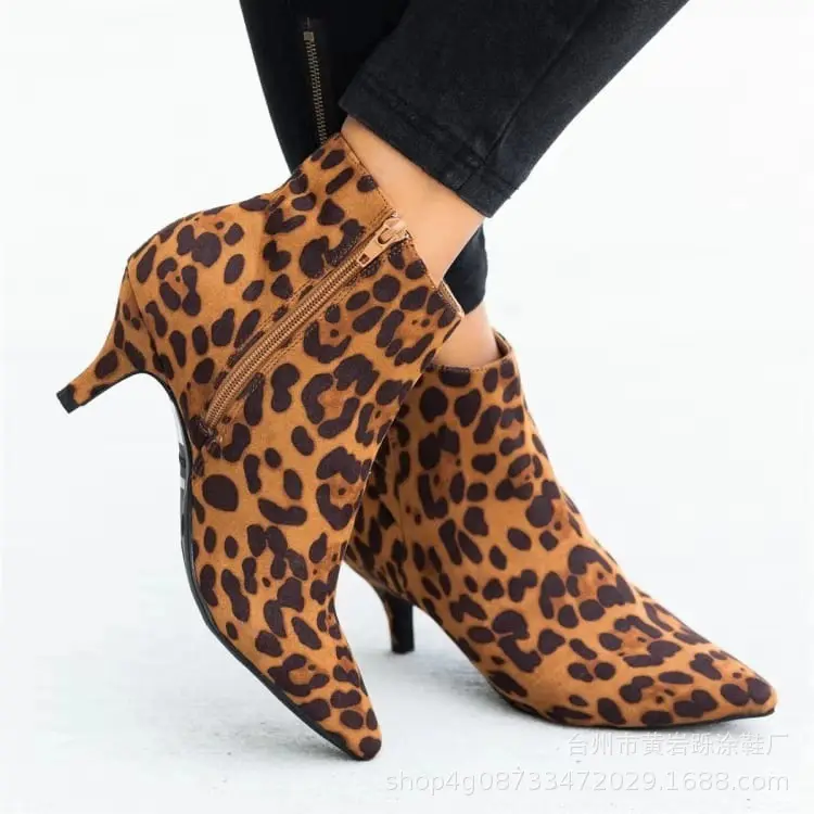 (Wholesale), demi-season fashionable low boots, ankle boots stiletto heels pointed-toe, (Physicals) — chobi 3