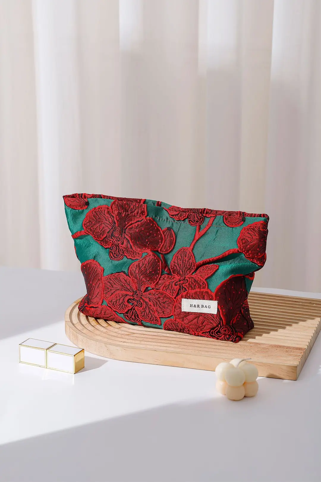 Retro capacious cosmetic bag, small clutch bag, storage bag, wallet, high-quality style — chobi 15
