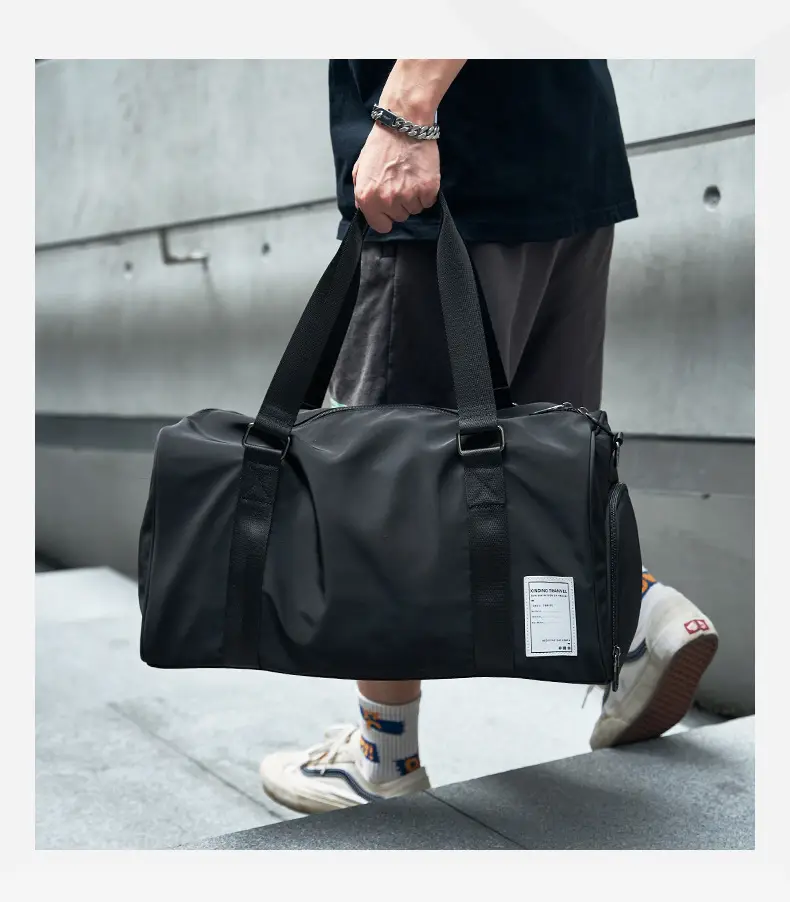 Sports bag for training wet and dry separation, capacious bag strap for traveling one shoulder, travel bag, simple and elegant design — chobi 7