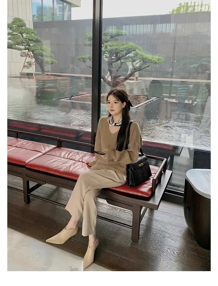 Elegant high heels pointed-toe stiletto heels, universal demi-season low boots, (Physicals), french style — chobi 34