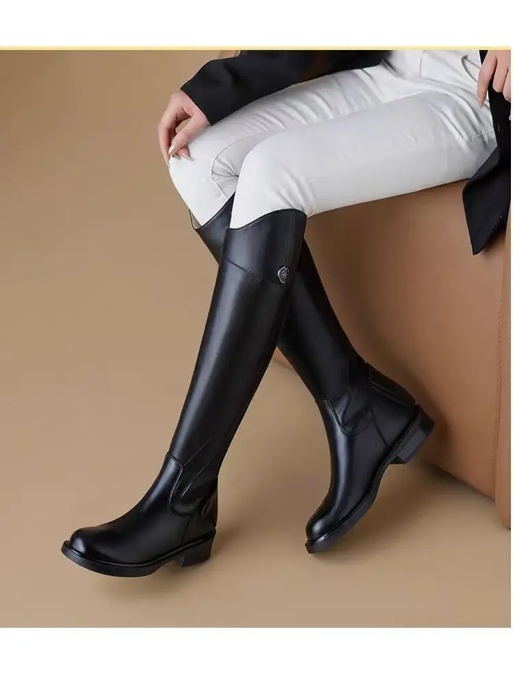 Black high boots made of soft leather, 2026 years, round toe, low heel — chobi 7