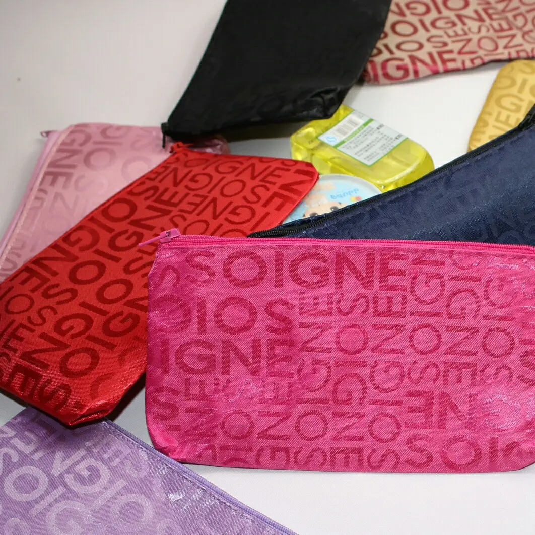 Cosmetic bag, storage system, wallet, hand loop bag, small clutch bag with zipper, cosmetic lipstick, South Korea — chobi 27