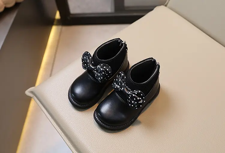 Children's cotton boots 2023 new winter children's shoes Korean style girls' soft sole leather boots baby versatile plus velvet Martin boots — chobi 21