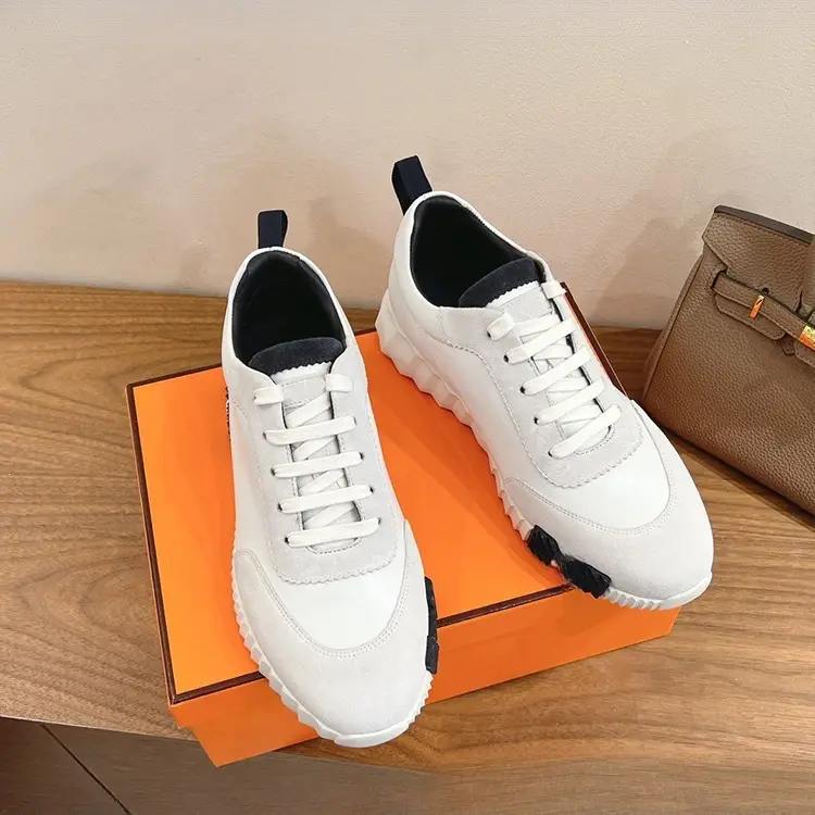 Classic two-tone universal fashionable running sneakers for leisure for men and women flat, genuine leather, for beloved — chobi 17
